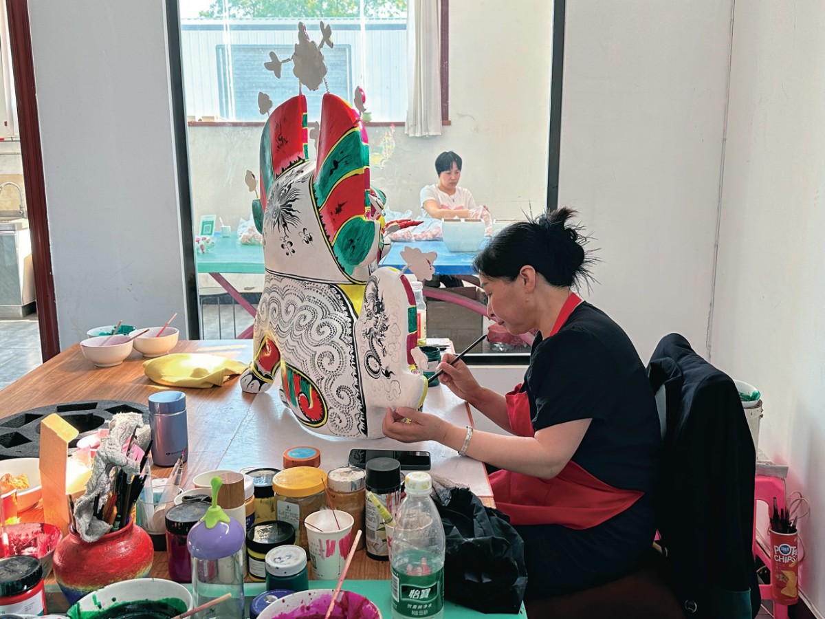 非遗焕新彩 增收路更宽——陕西农民合作社传承非遗技艺带动就业致富
