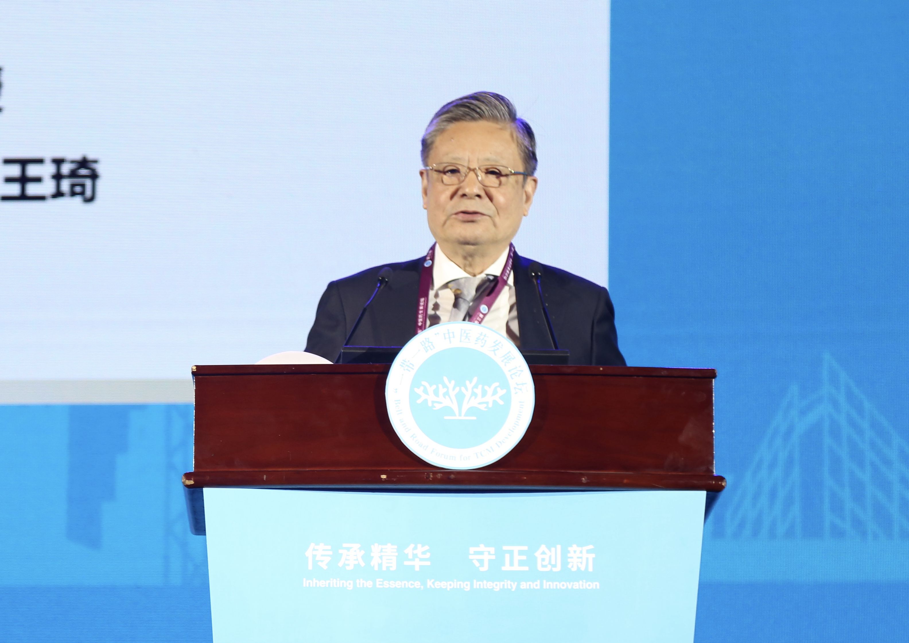 微信图片_20191218110919_副本.jpg