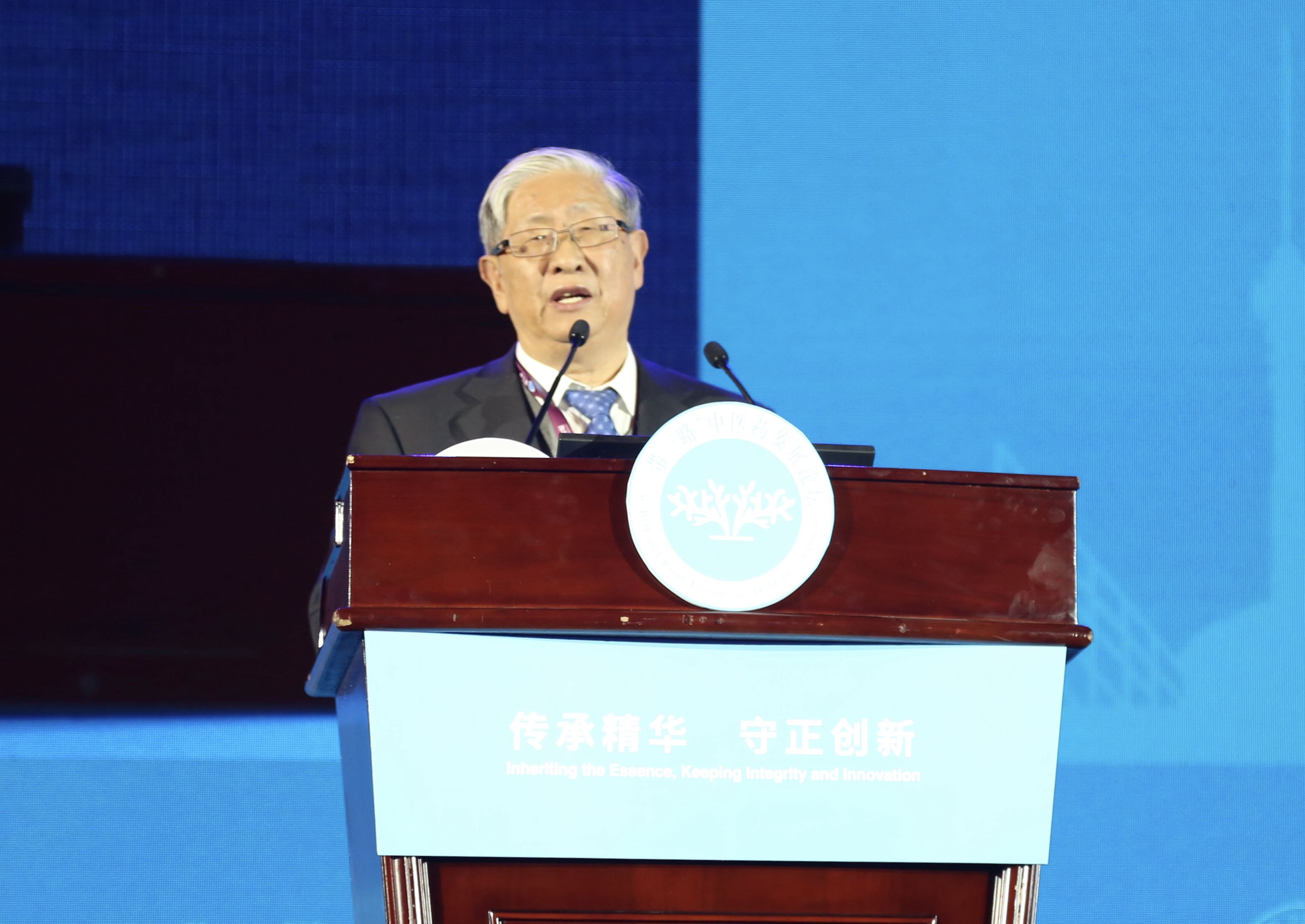 微信图片_20191218114419_副本.jpg