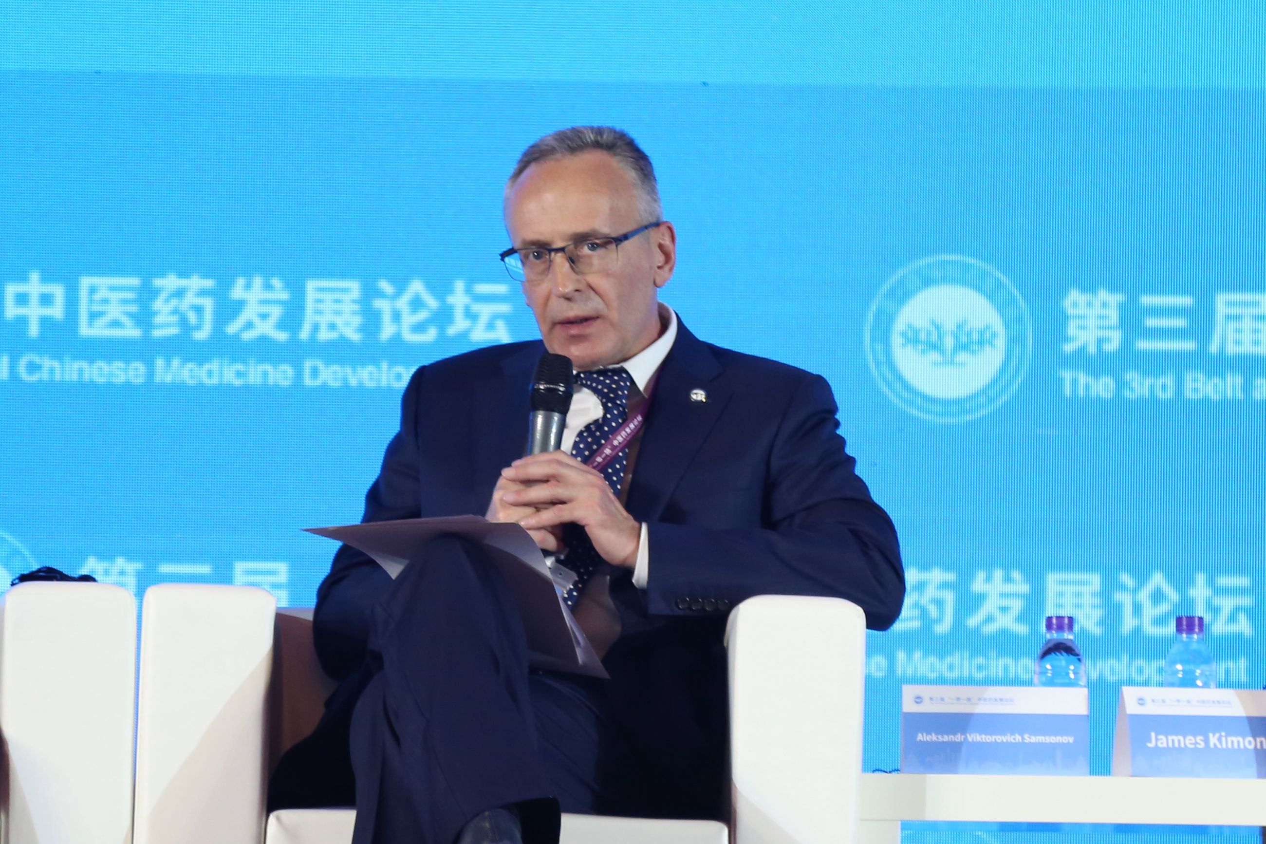 微信图片_20191218154731_副本.jpg