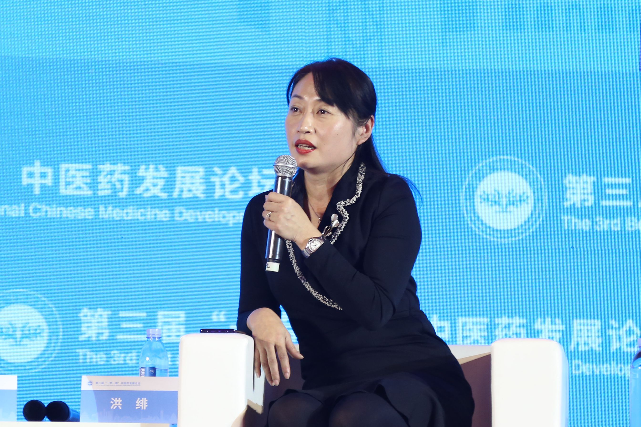 微信图片_20191218181620_副本.jpg