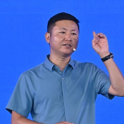 梁旭：“一朵玫瑰”托起亿元产业